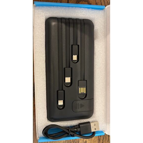 Power Bank for multiple devices - Picture 2 of 2